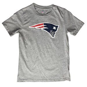 NFL New England Patriots Tshirt Boys Small Gray Fanwear Crew Neck